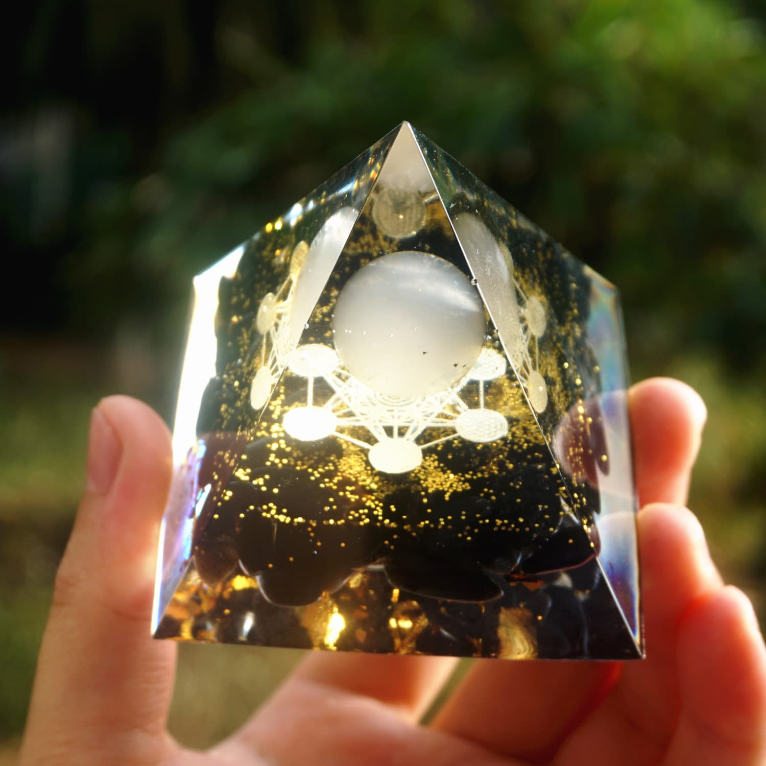 Pyramide Cristal Œil-de-Tigre